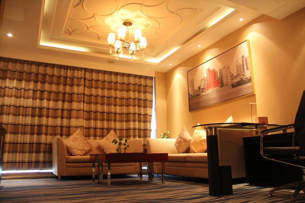 Brigh Radiance Hotel Yantai Exterior photo